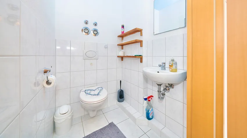 DG_WC
