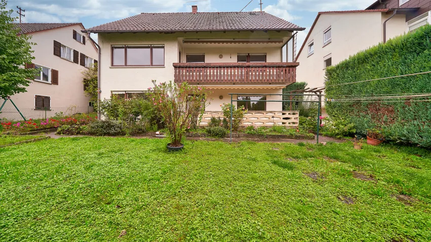 Ansicht Haus und Garten