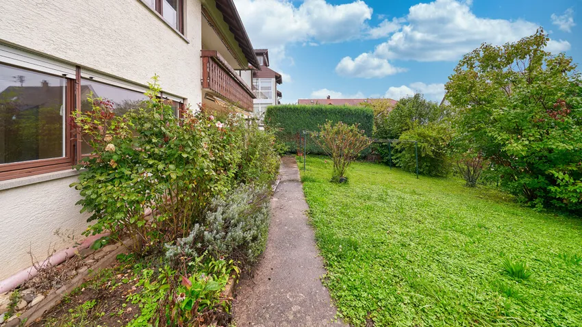 Ansicht Haus und Garten
