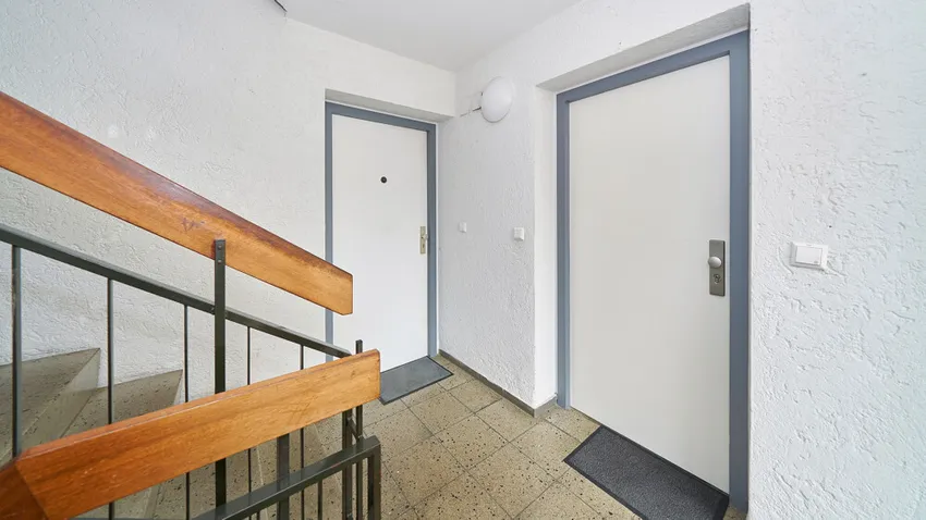 0Treppenhaus_02