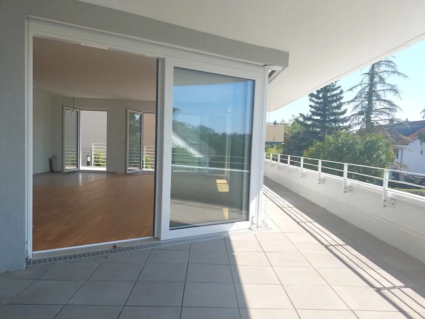 Terrasse mündet in den Balkon