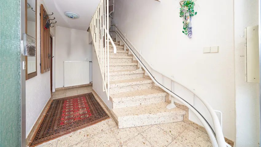 EG Eingangsbereich Treppenhaus