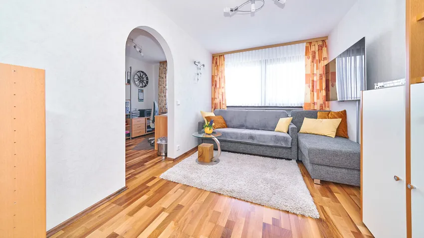 Gästezimmer/Durchgangszimmer