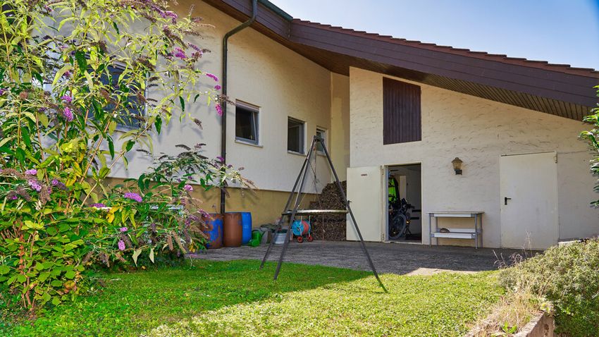 EG_Innenhof_mit_Garten