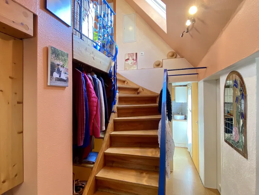 Treppenaufgang zum DG.