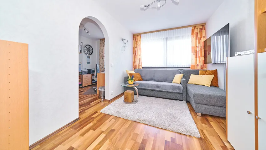 Gästezimmer/Durchgangszimmer