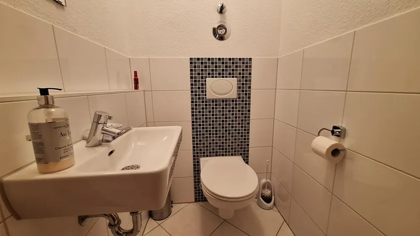 Separates WC für Ihre Besucher – praktisch und elegant