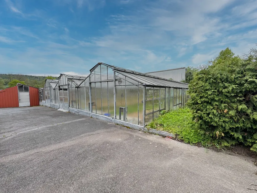 Grundstück ca. 500 m² - Aussenansicht