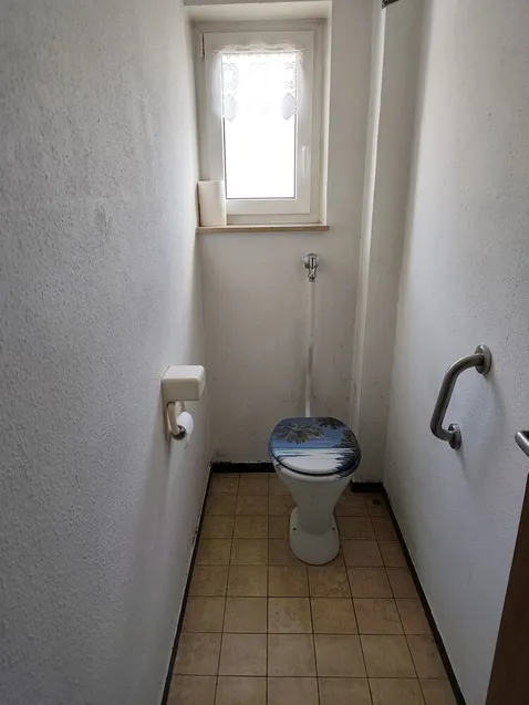 WC 1.OG