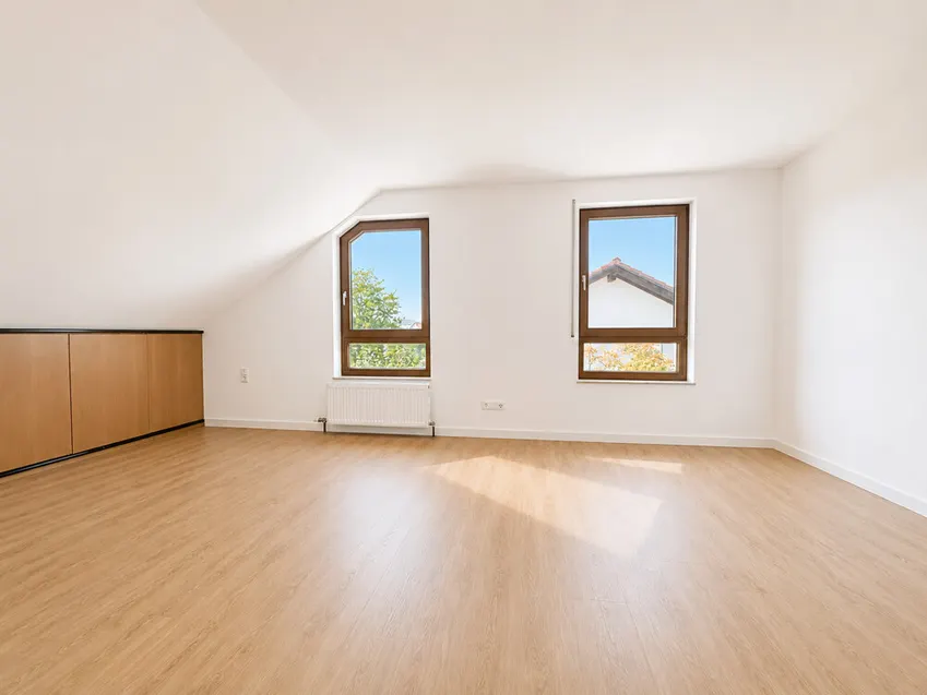 Schlafzimmer DG