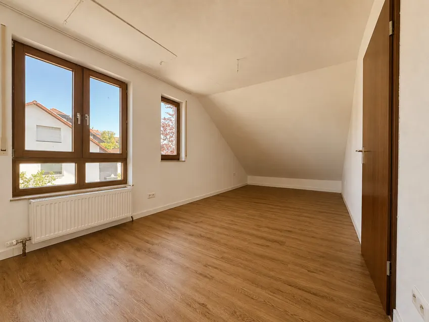 Kinderzimmer/Office DG