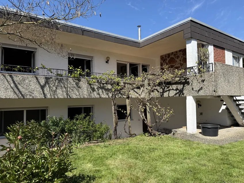 Rückseite + Garten
