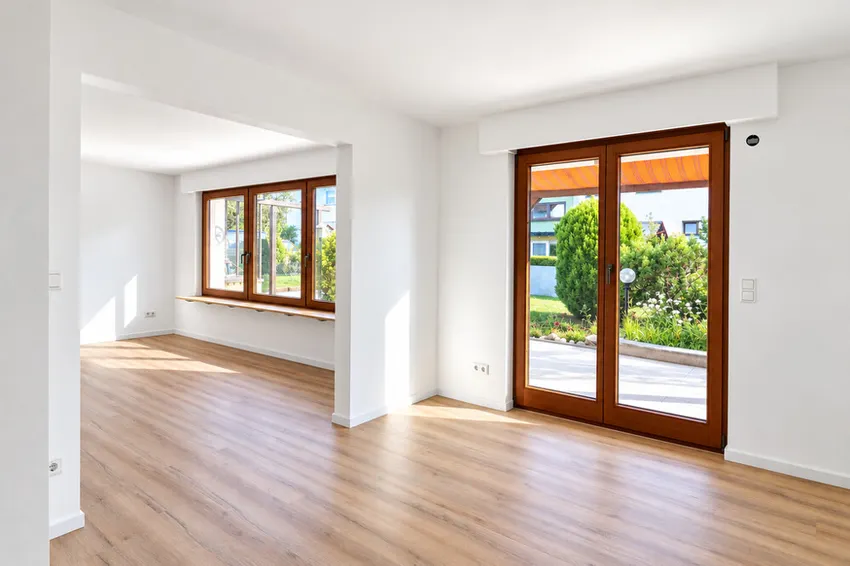 Wohn- Esszimmer zur Terrasse
