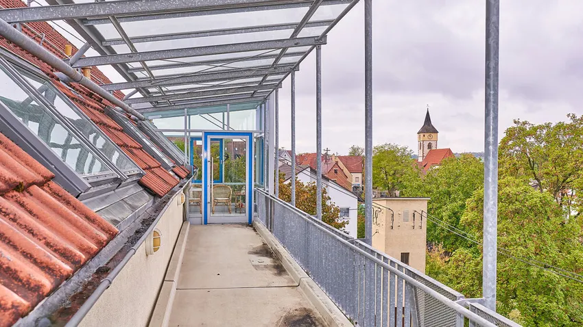 Laubengang_zum_Treppenhaus