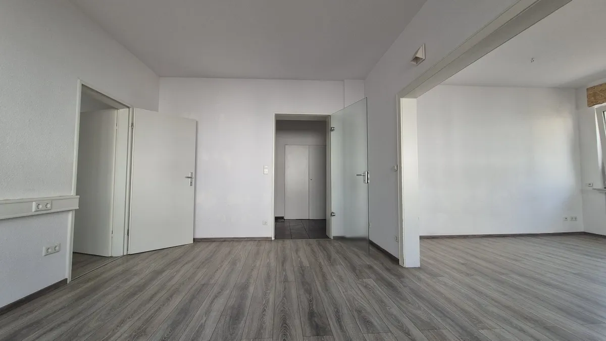 Büro 1 zur Diele