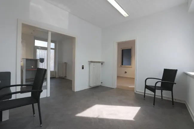 Helle Bürofläche EG