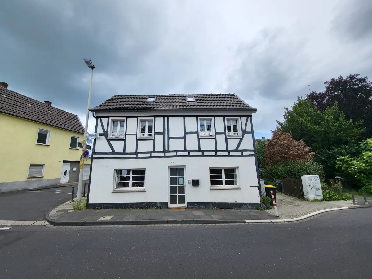 Straßenansicht Haus C