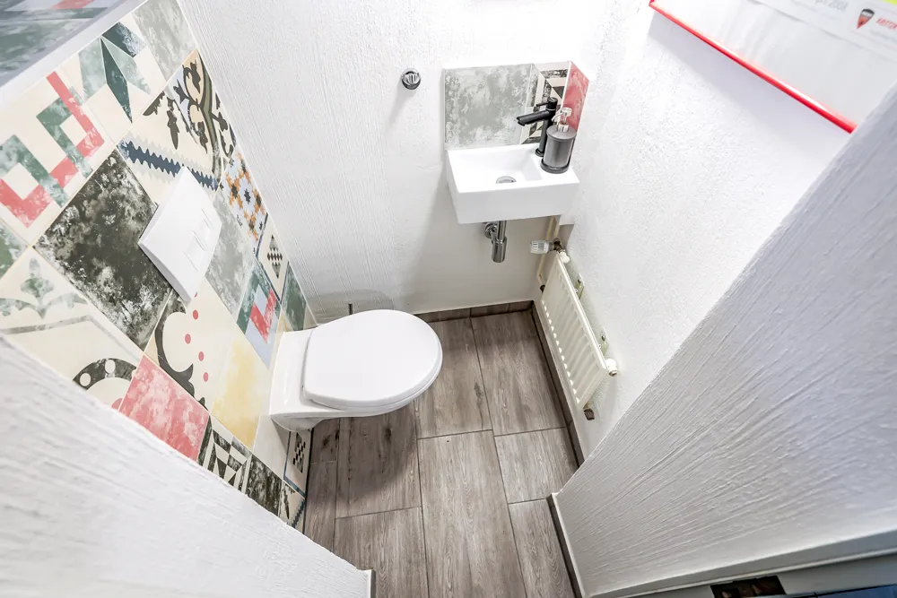 WC KG