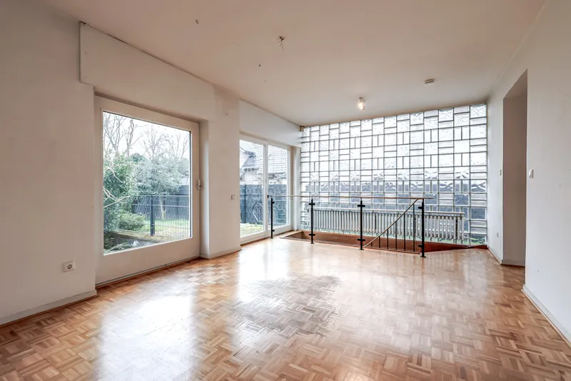 Zimmer 2 / Treppe UG