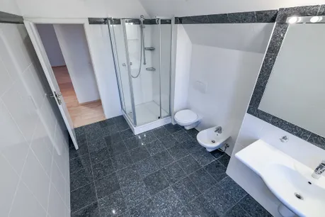 Badezimmer 1 OG