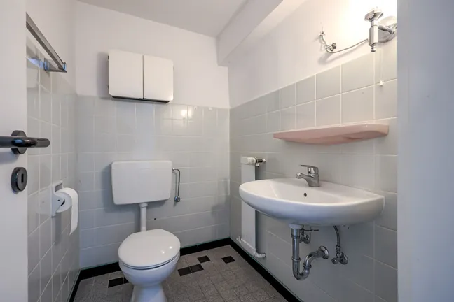 Gäste-WC KG