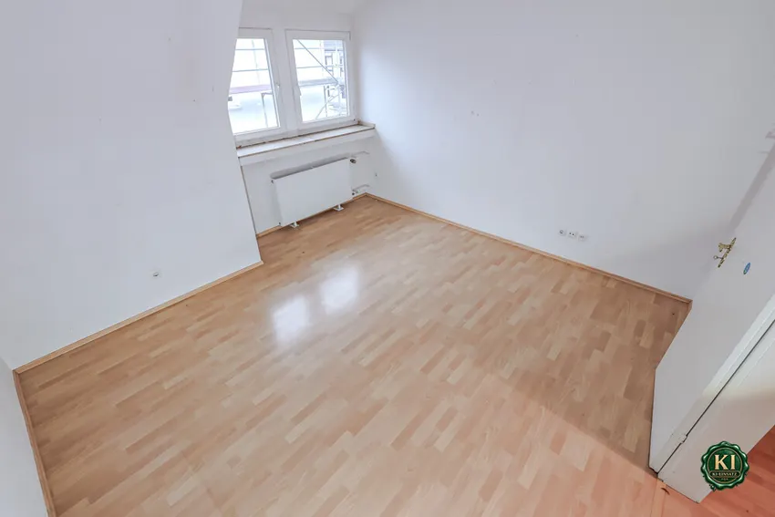 Zimmer 2 OG