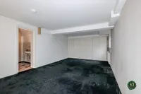 Zimmer 1 KG