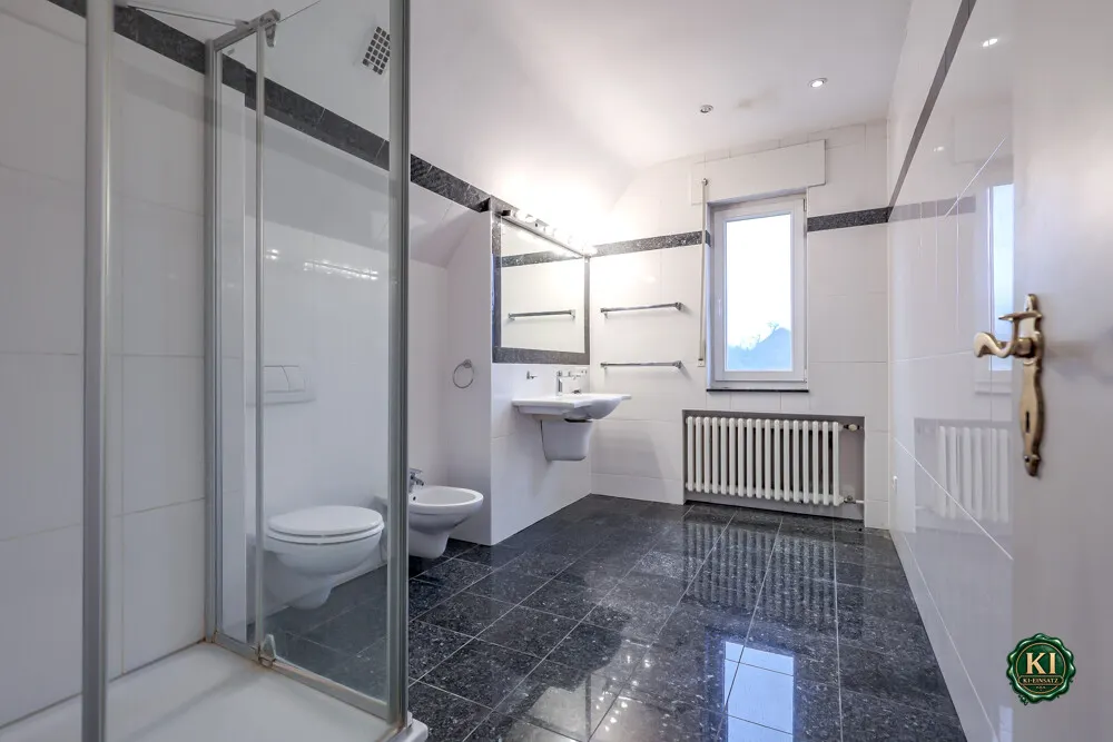 Badezimmer 1 OG