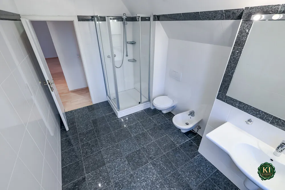 Badezimmer 1 OG