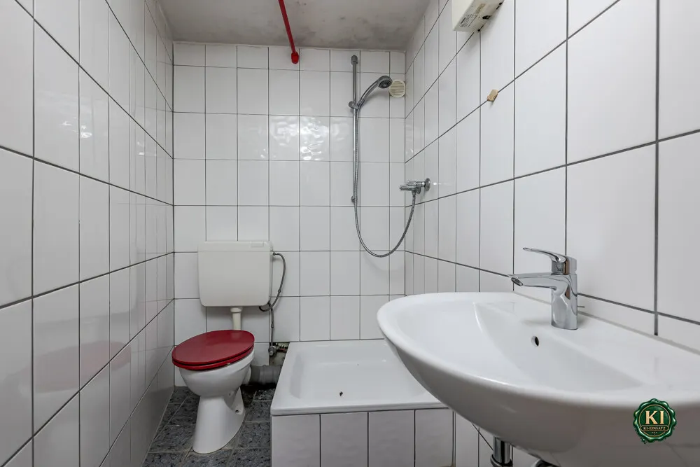 Badezimmer KG
