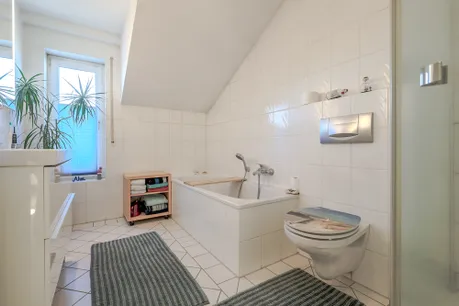 Badezimmer DG