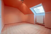 Zimmer 2 OG