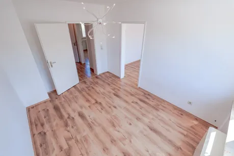 Zimmer 2 OG