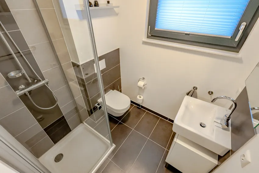 Badezimmer EG