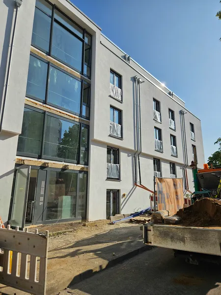 teilweise Frontansicht