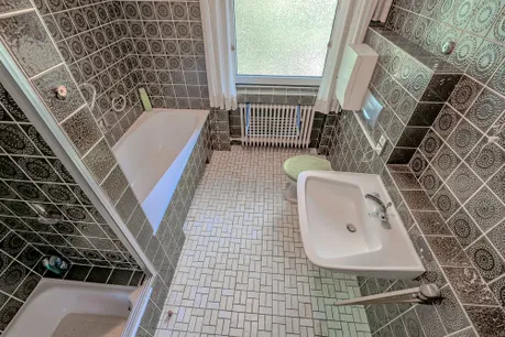Badezimmer EG