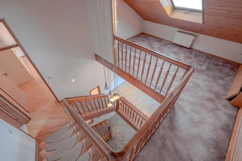 Treppenhaus DG + Galerie