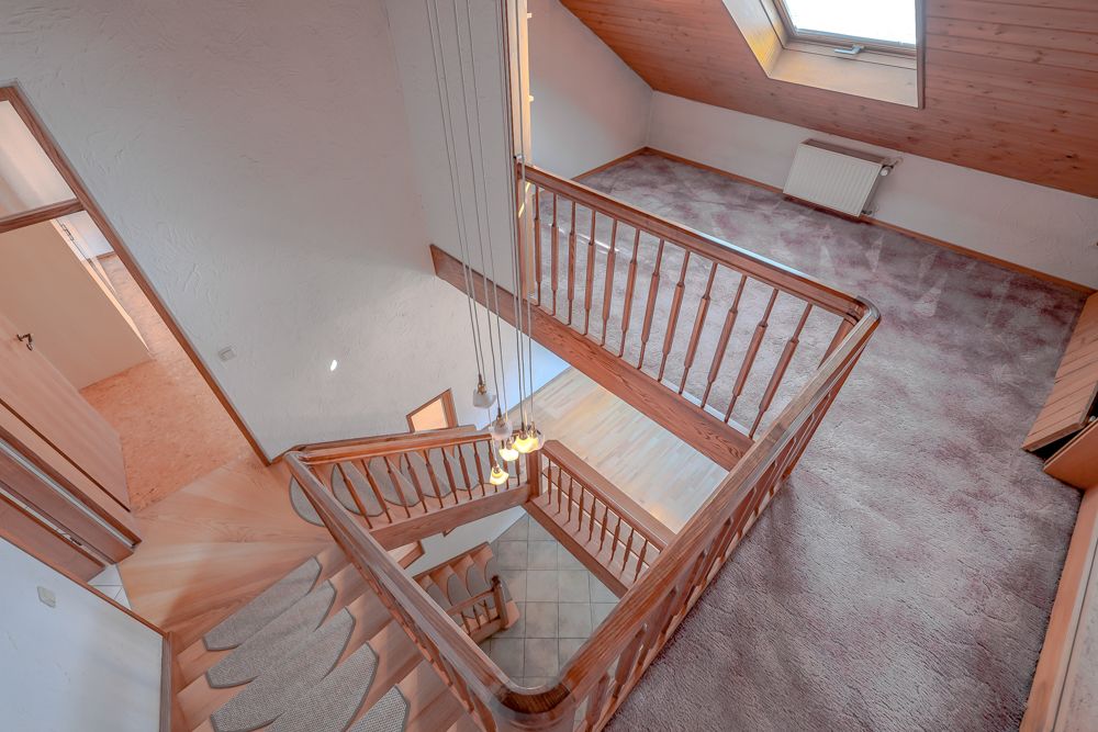 Treppenhaus DG + Galerie