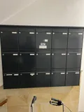 Erneuerte Briefkastenanlage
