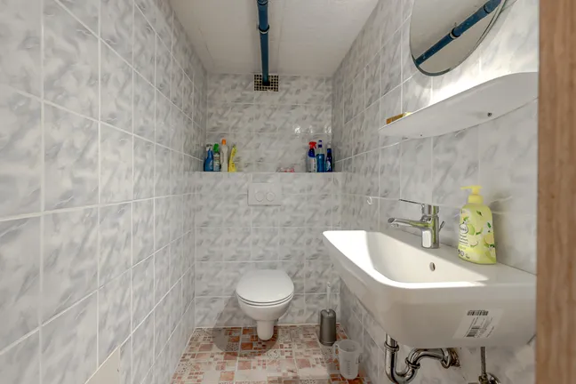 Gäste - WC KG