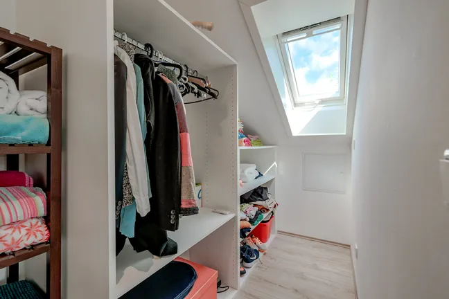 offene Garderobe DG