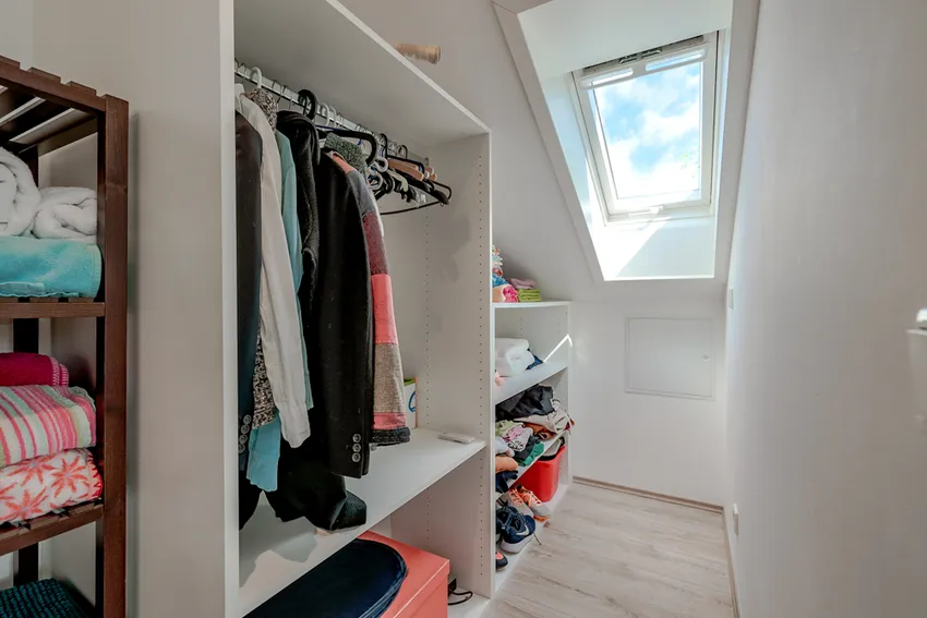 offene Garderobe DG