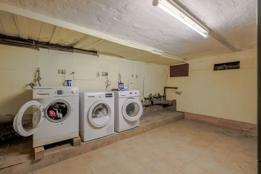 Waschküche Keller