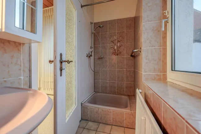 Badezimmer Einheit 2