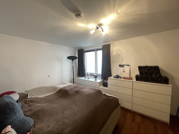 größeres Schlafzimmer