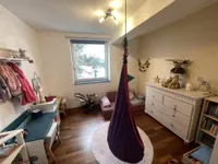 kleineres Schlafzimmer 