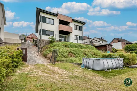 Gartenseitige Hausansicht