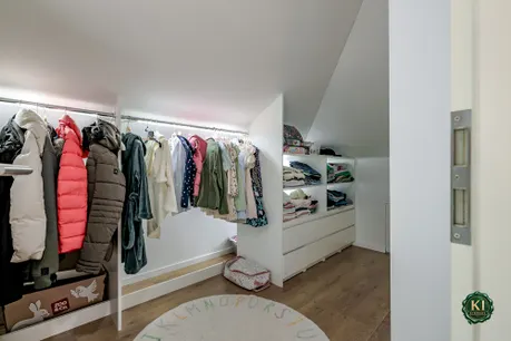 Ankleidezimmer OG