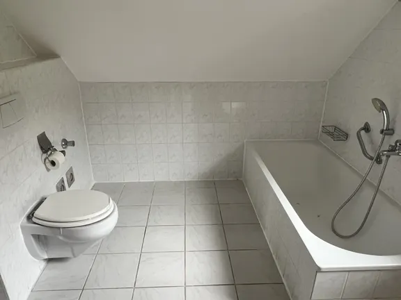 Badezimmer DG