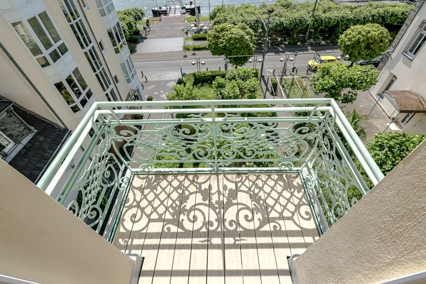 Balkon 1